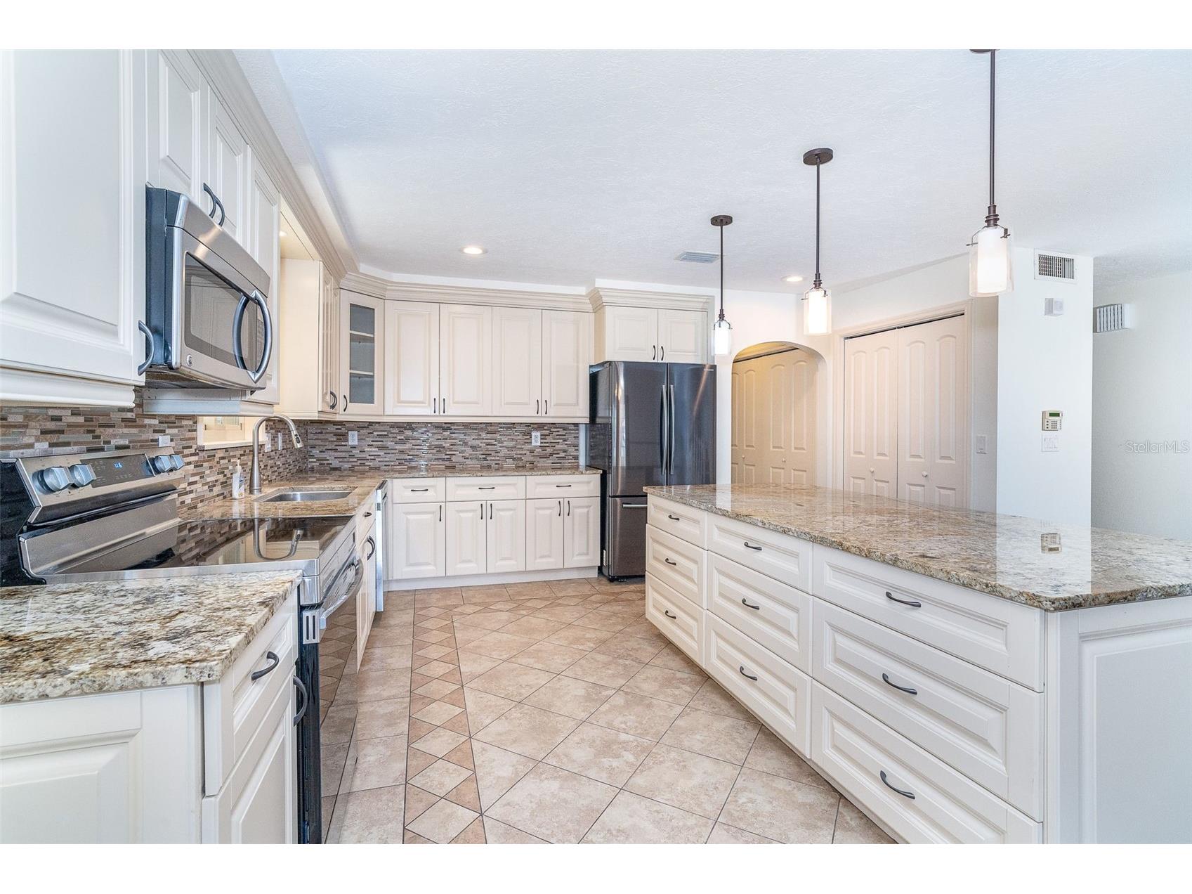 222 High Point Drive Venice FL 34292 D6145331 image26