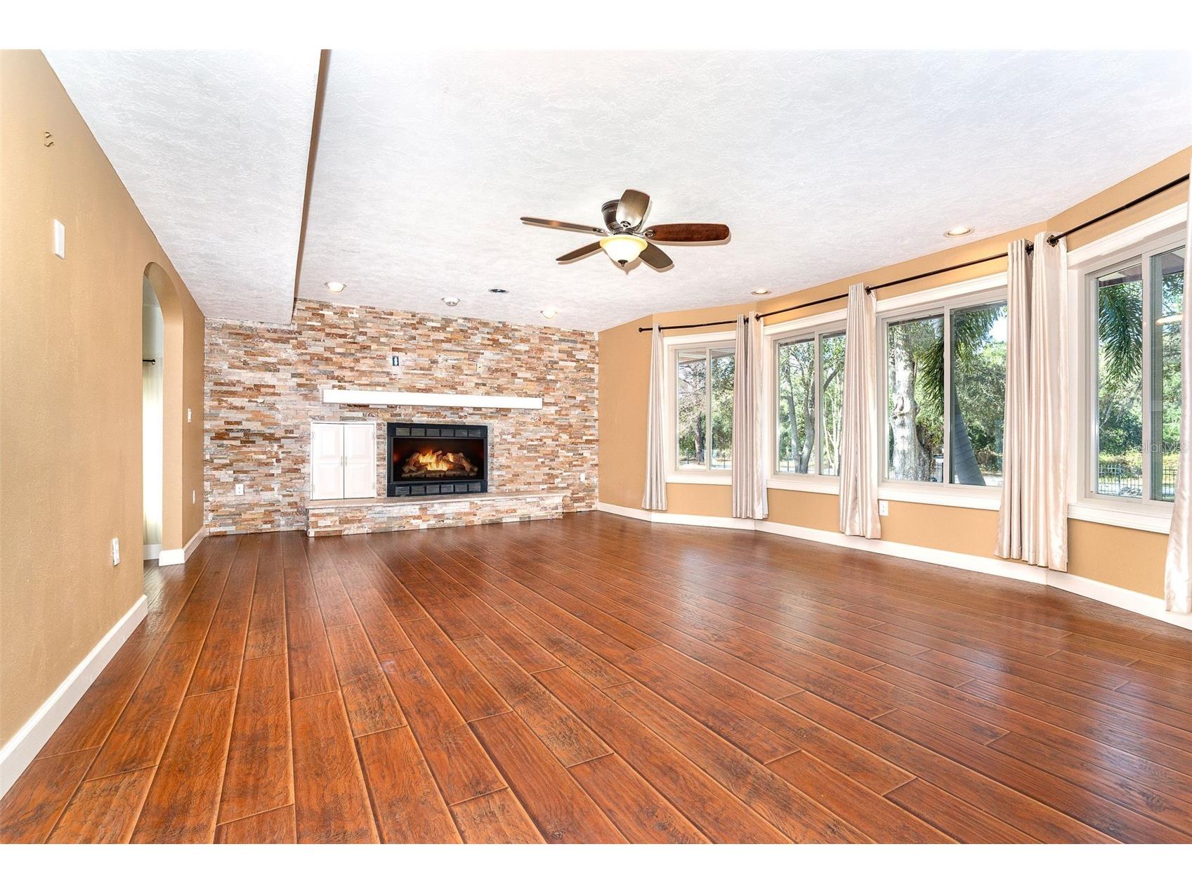 222 High Point Drive Venice FL 34292 D6145331 image9