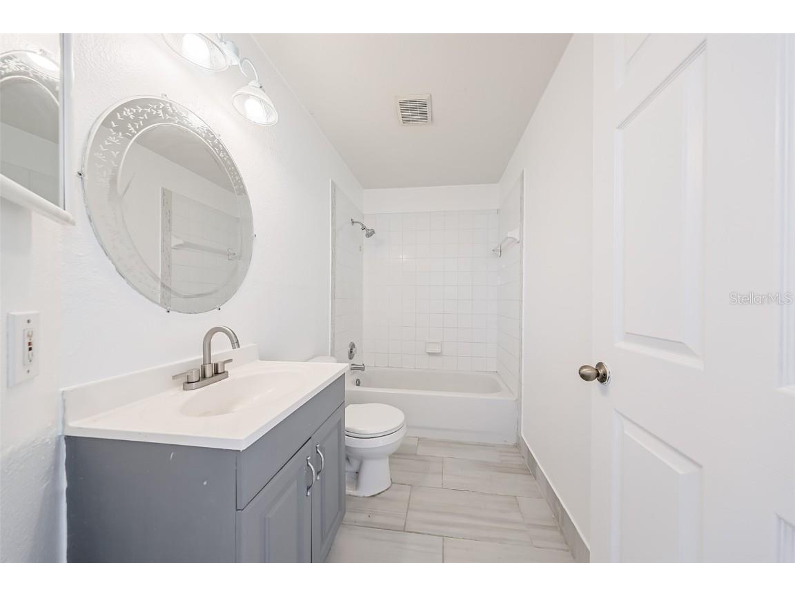 222 Lakeway Lane Apollo Beach FL 33572 TB8441946 image21