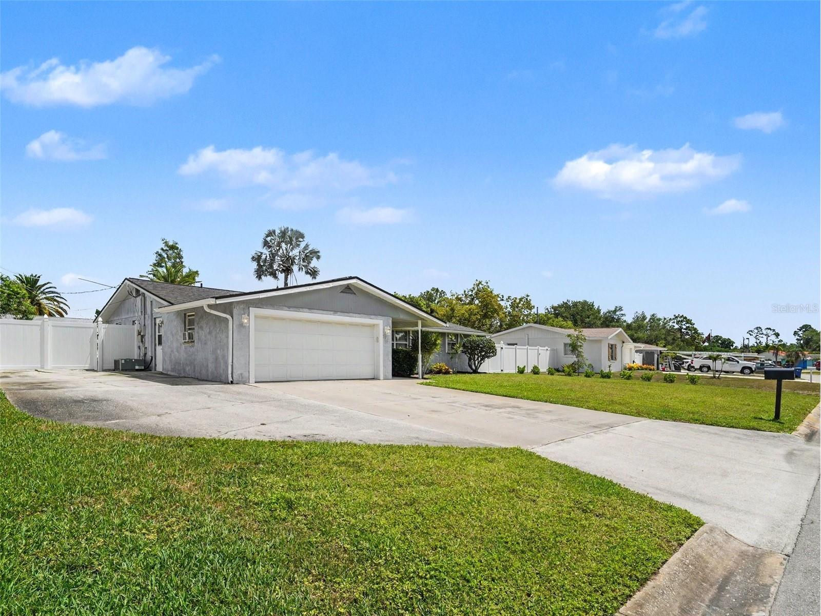 222 Malvern Drive Venice FL 34293 N6144218 image3