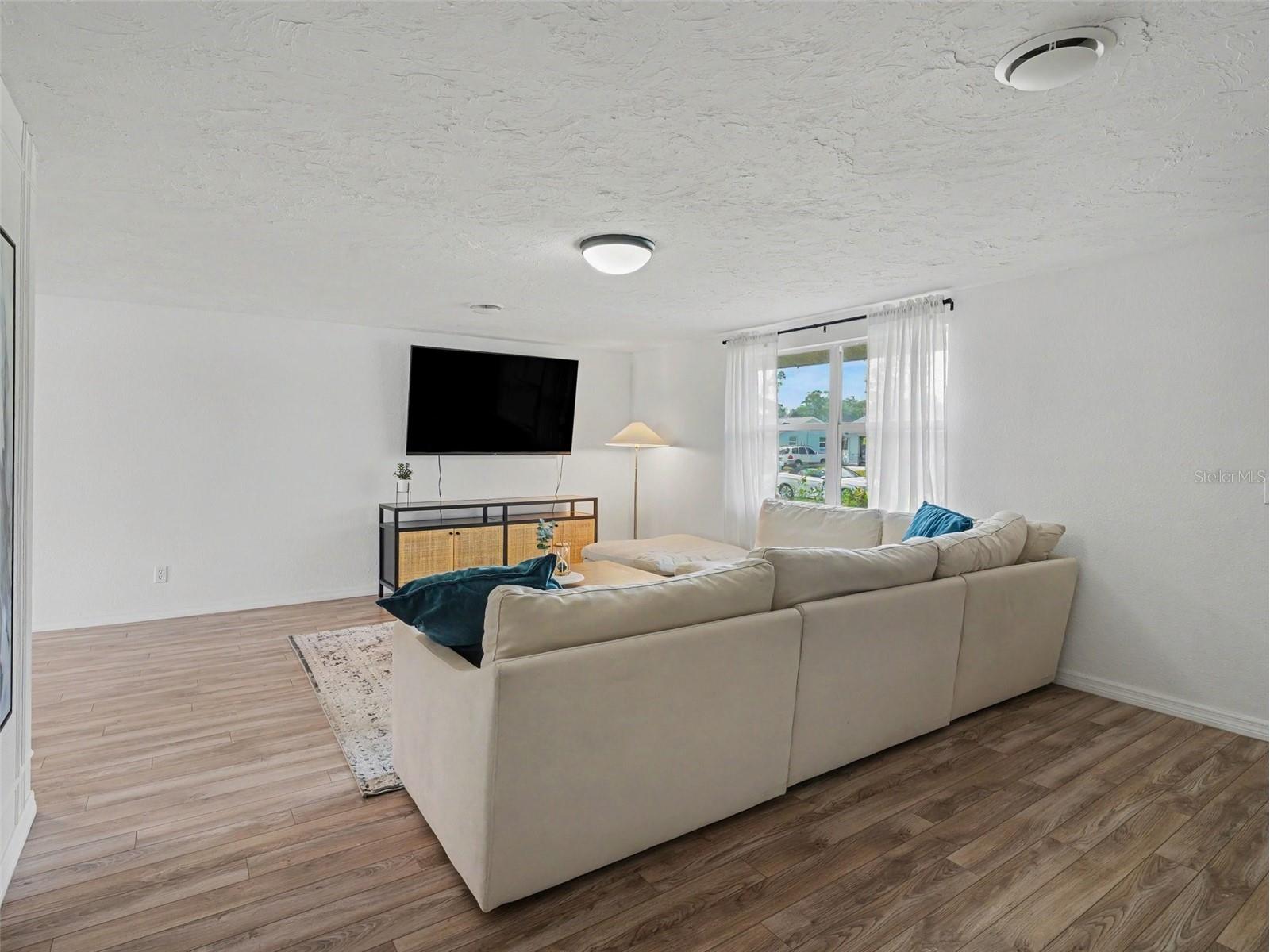 222 Malvern Drive Venice FL 34293 N6144218 image8