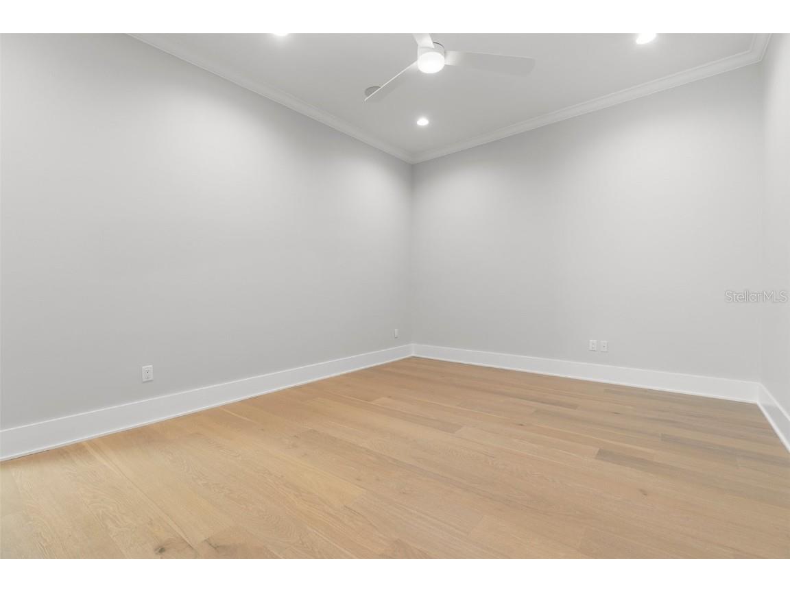 222 N Hesperides Street Tampa FL 33609 TB8428096 image18