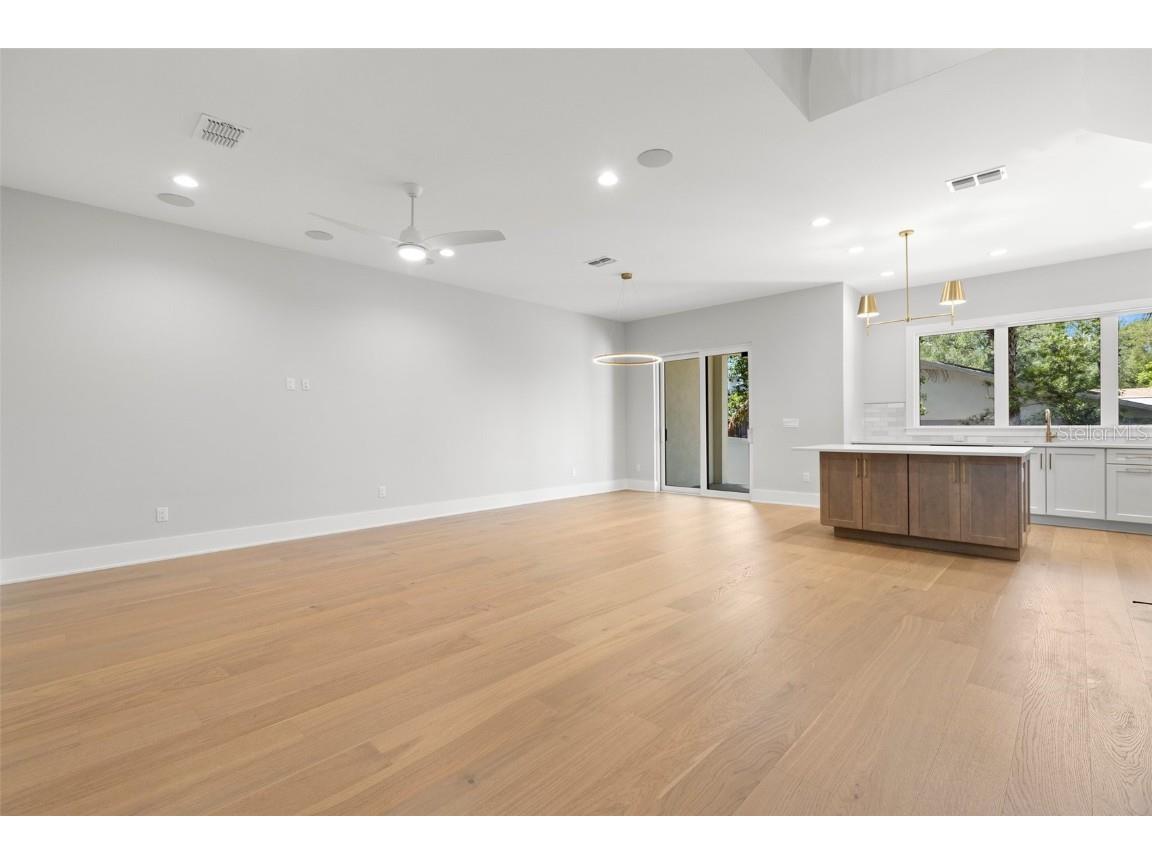 222 N Hesperides Street Tampa FL 33609 TB8428096 image4