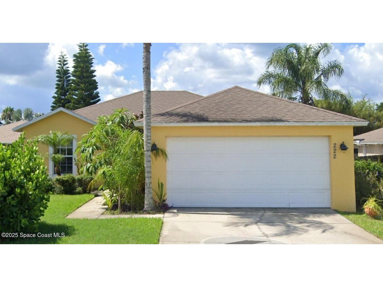 222 Oak Branch Drive Edgewater FL 32141 V4940490 image1
