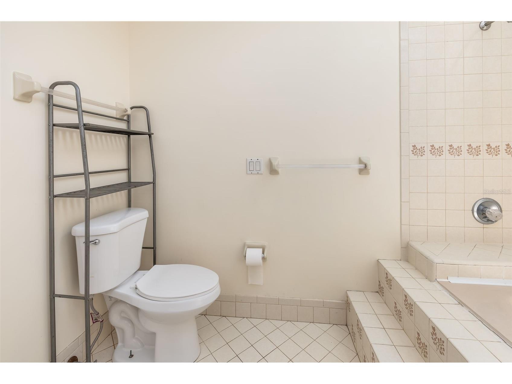 222 Parkview Drive Palm Coast FL 32164 FC319106 image17