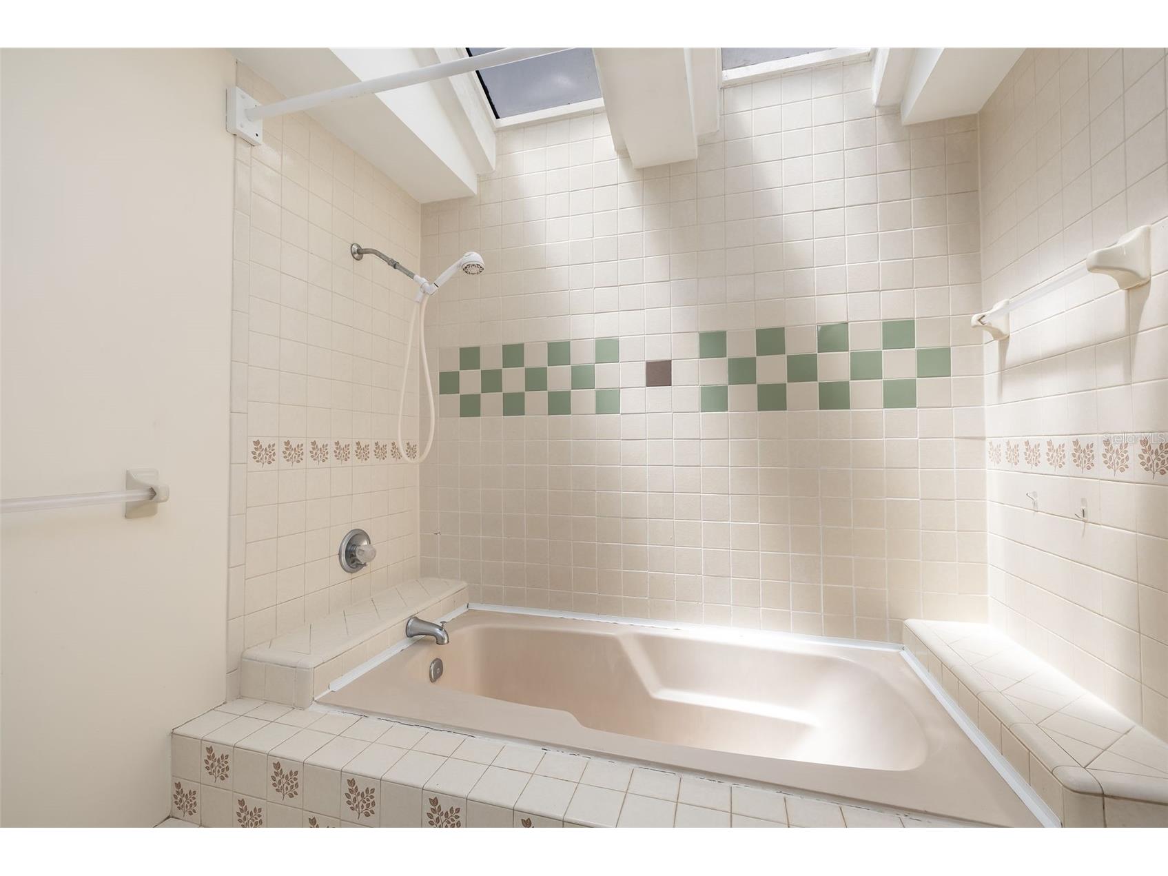 222 Parkview Drive Palm Coast FL 32164 FC319106 image18