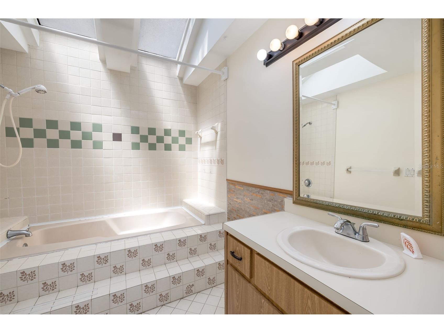 222 Parkview Drive Palm Coast FL 32164 FC319106 image19