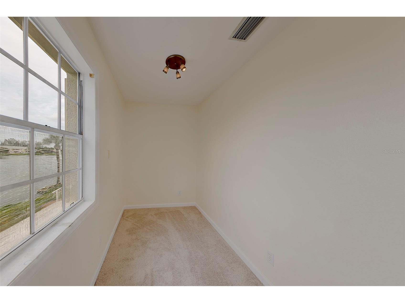 222 Pompano Drive SE #H Saint Petersburg FL 33705 TB8518474 image24