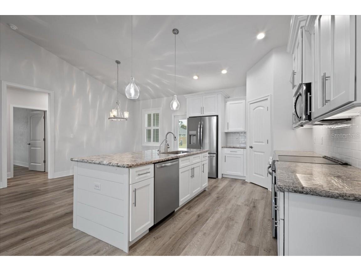 222 SW 22nd Avenue Trenton FL 32693 W7881256 image9