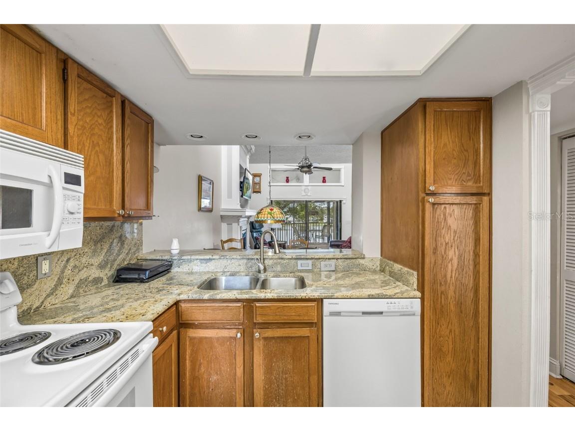 222 Woodlake Wynde #222 Oldsmar FL 34677 TB8452014 image13