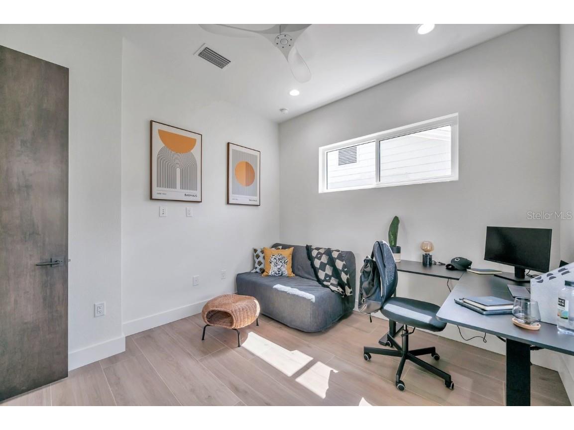 2220 2nd Avenue N Saint Petersburg FL 33713 TB8462127 image21