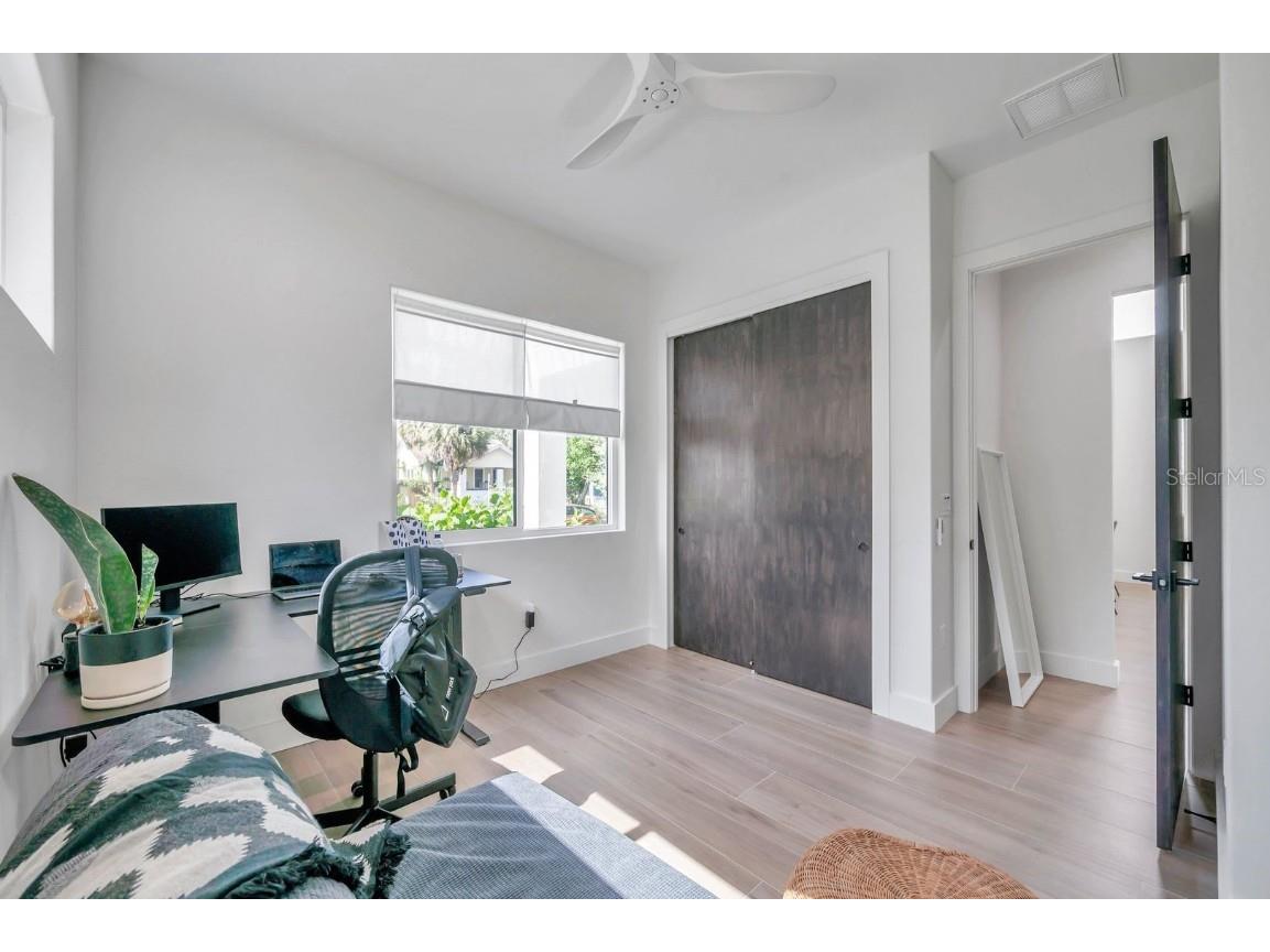 2220 2nd Avenue N Saint Petersburg FL 33713 TB8462127 image22