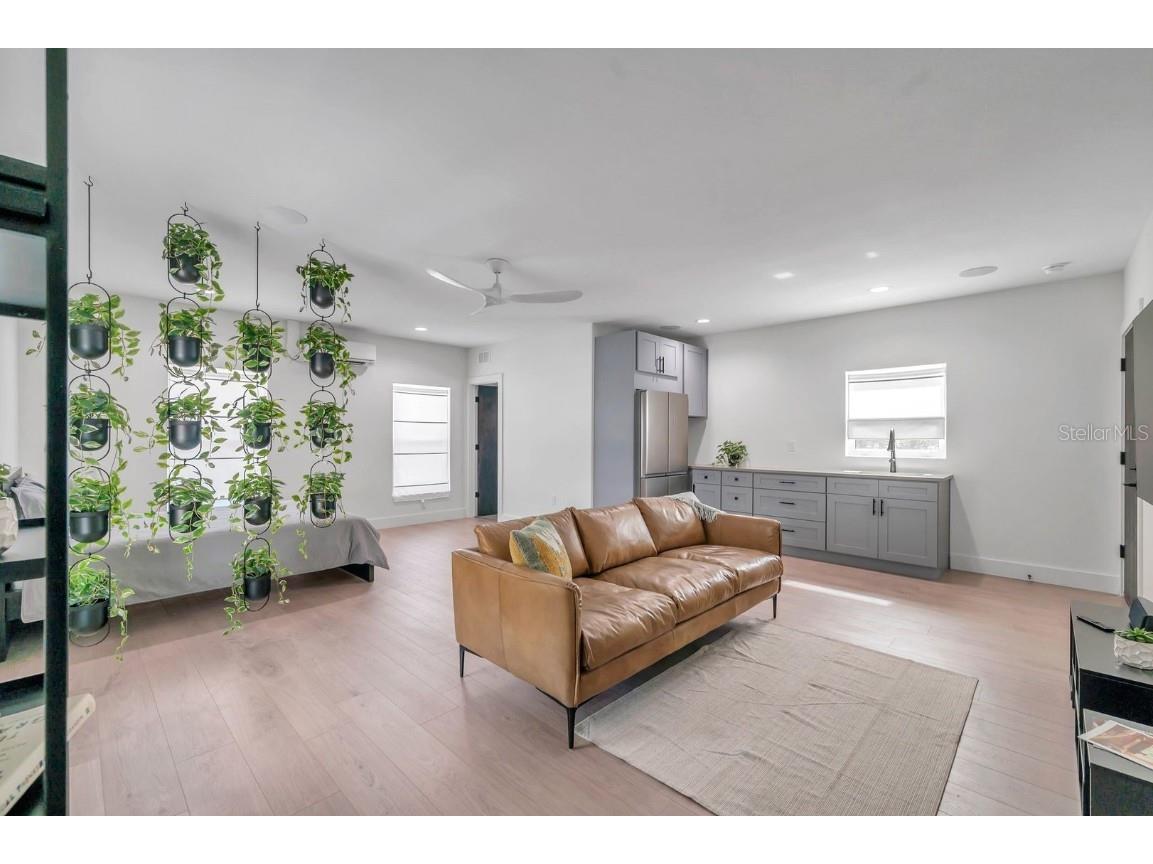 2220 2nd Avenue N Saint Petersburg FL 33713 TB8462127 image41