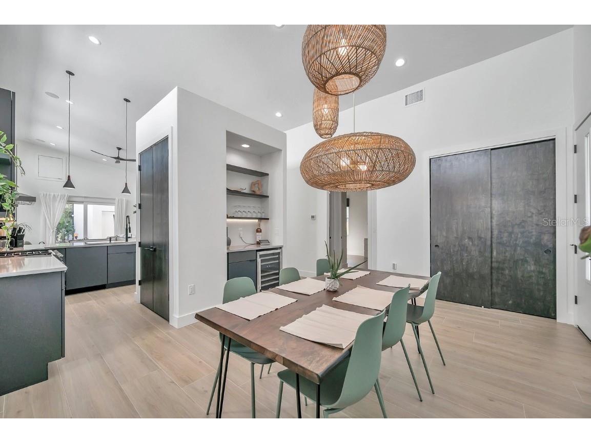 2220 2nd Avenue N Saint Petersburg FL 33713 TB8462127 image9