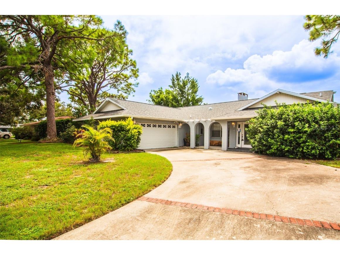 2220 40th Street W Bradenton FL 34205 A4668297 image1