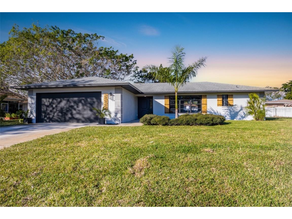 2220 41st Street Court W Bradenton FL 34205 A4555523 image1