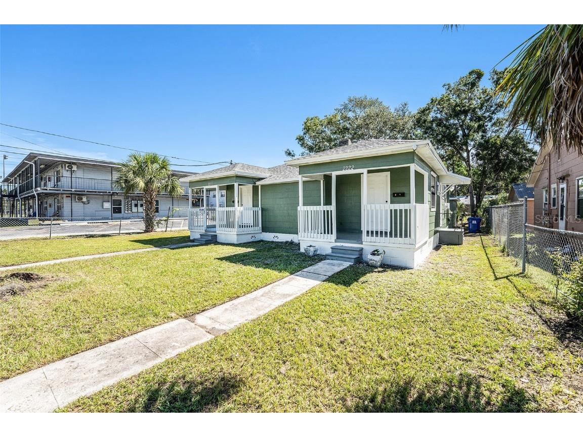 2220 7th Street S Saint Petersburg FL 33705 TB8425755 image2
