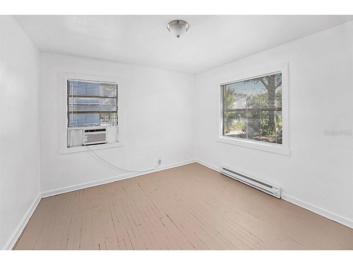 2220 7th Street S Saint Petersburg FL 33705 TB8425755 image21