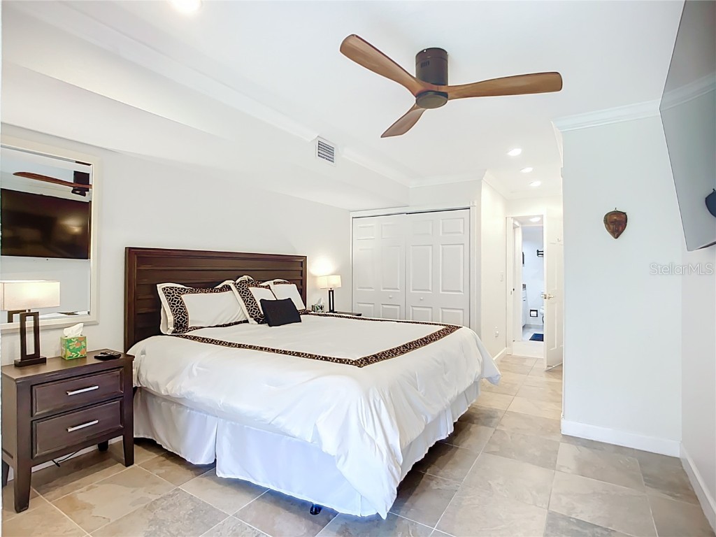 2220 Bahia Vista St #G4 Sarasota FL 34239 A4673383 image24