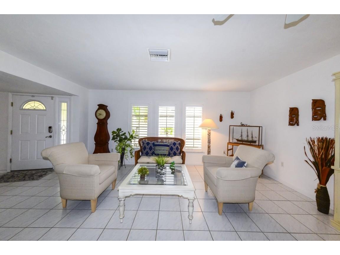 2220 Broad Ranch Dr Port Charlotte FL 33948 - CRESTVIEW WATERWAY C7511783 image8