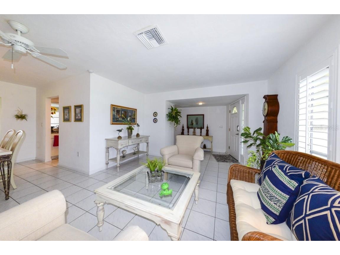 2220 Broad Ranch Dr Port Charlotte FL 33948 - CRESTVIEW WATERWAY C7511783 image9