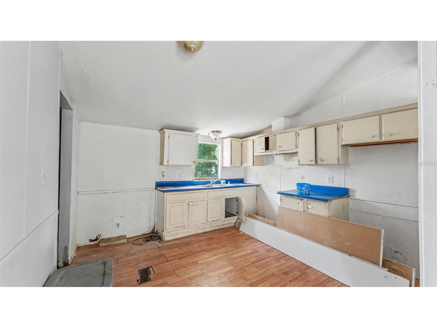 2220 Ellie Road #B Auburndale FL 33823 L4962563 image19