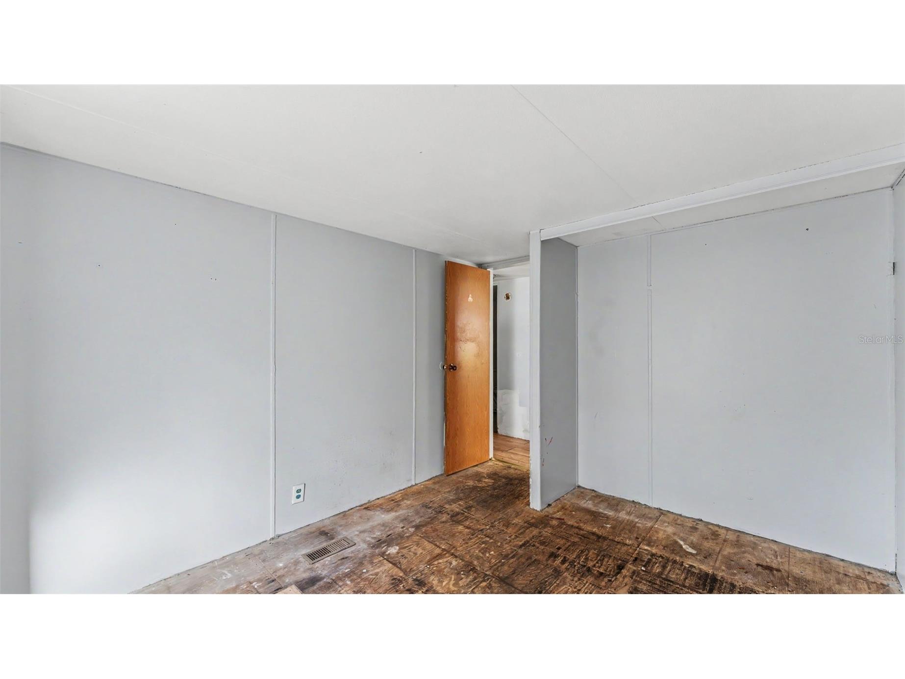 2220 Ellie Road #B Auburndale FL 33823 L4962563 image28