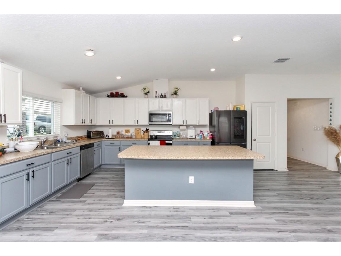 2220 Gladiolus Lane Mascotte FL 34753 O6283195 image16