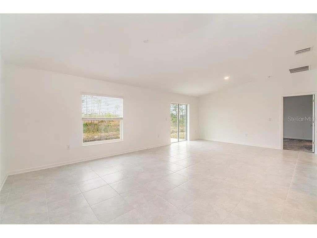 2220 Green Valley Street Daytona Beach FL 32124 V4946663 image12