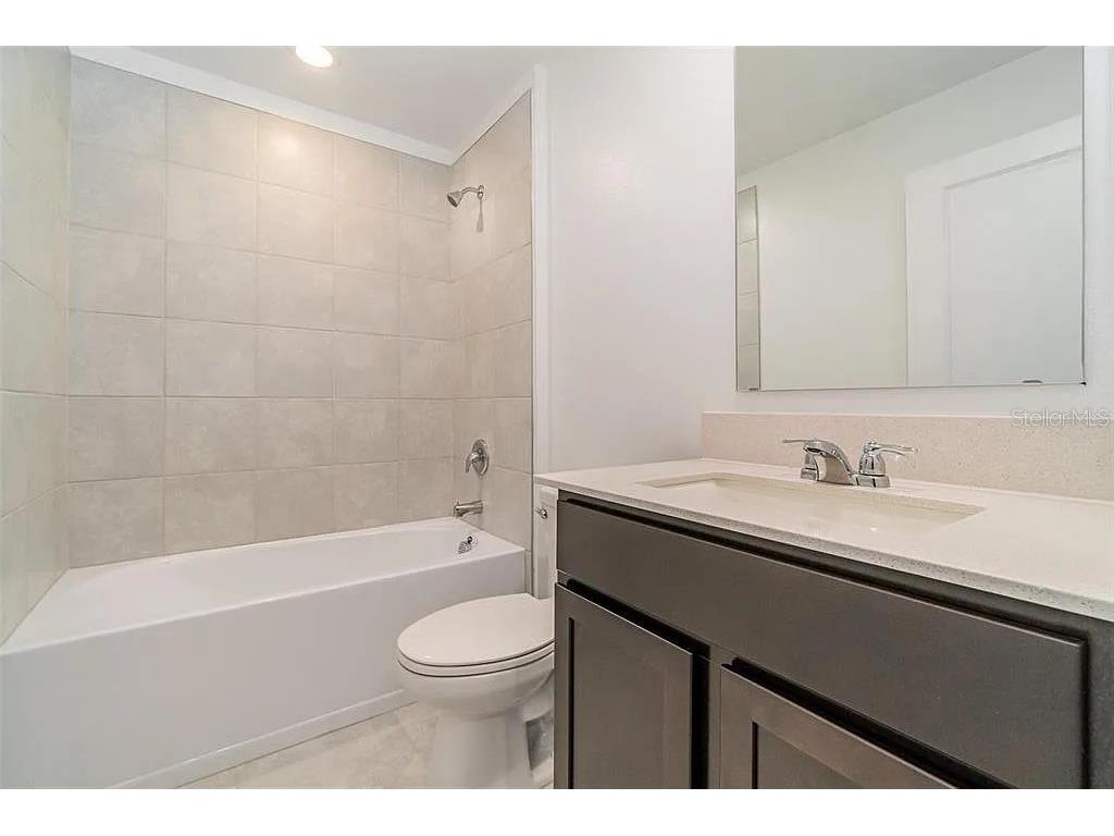 2220 Green Valley Street Daytona Beach FL 32124 V4946663 image16