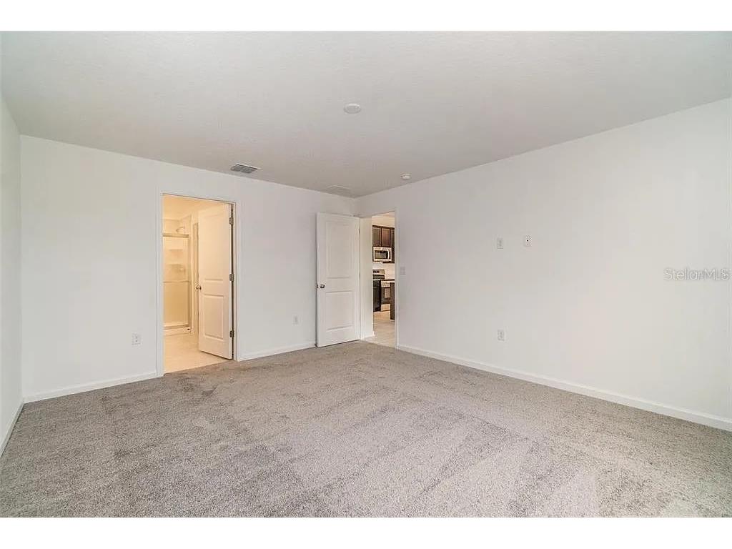 2220 Green Valley Street Daytona Beach FL 32124 V4946663 image7