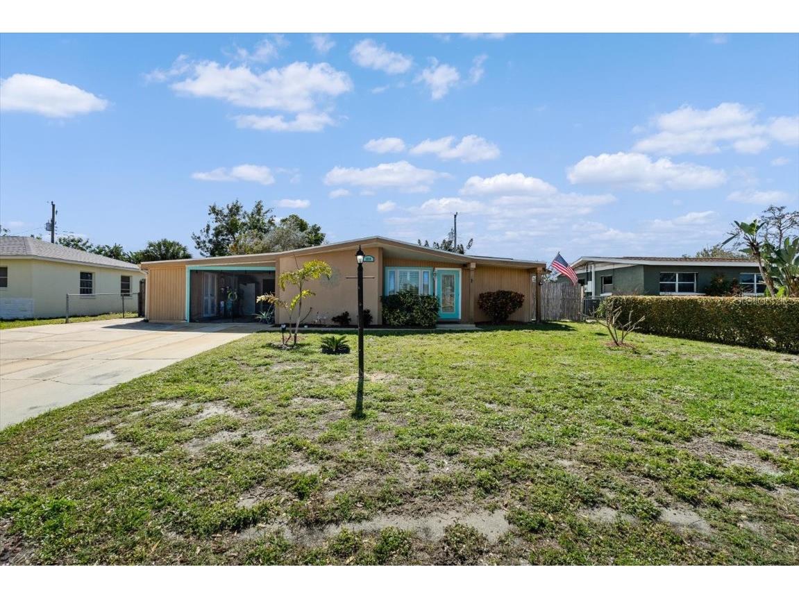 2220 Holyoke Avenue Bradenton FL 34207 A4600031 image1