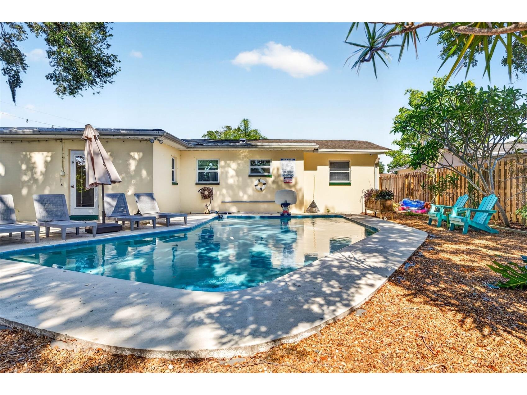 2220 Lauren Drive Largo FL 33774 TB8511649 image67