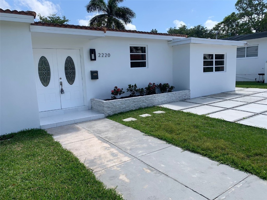 2220 NE 192 Street #2220 Aventura FL 33180 G5078480 image1