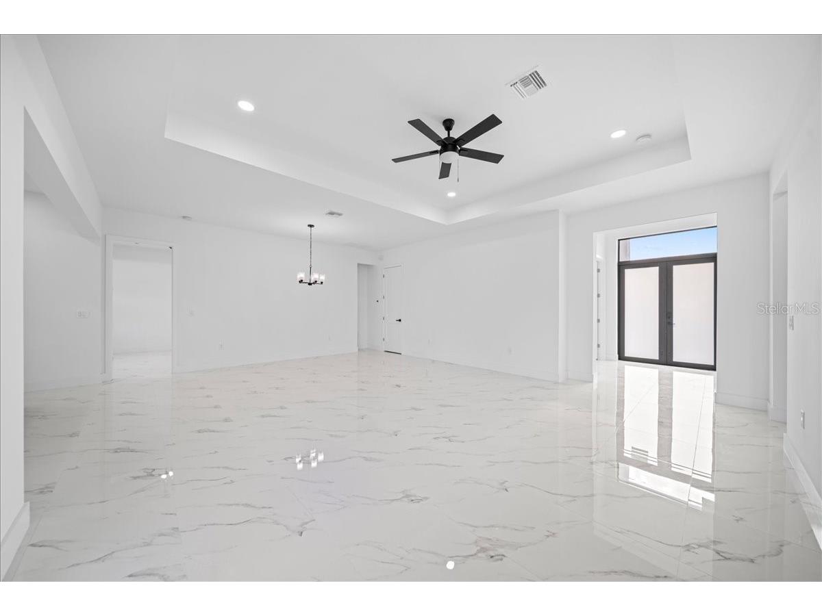 2220 NE 9th Place Cape Coral FL 33909 A4686067 image10