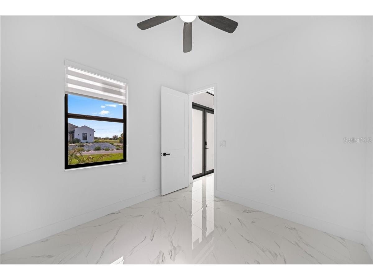 2220 NE 9th Place Cape Coral FL 33909 A4686067 image21