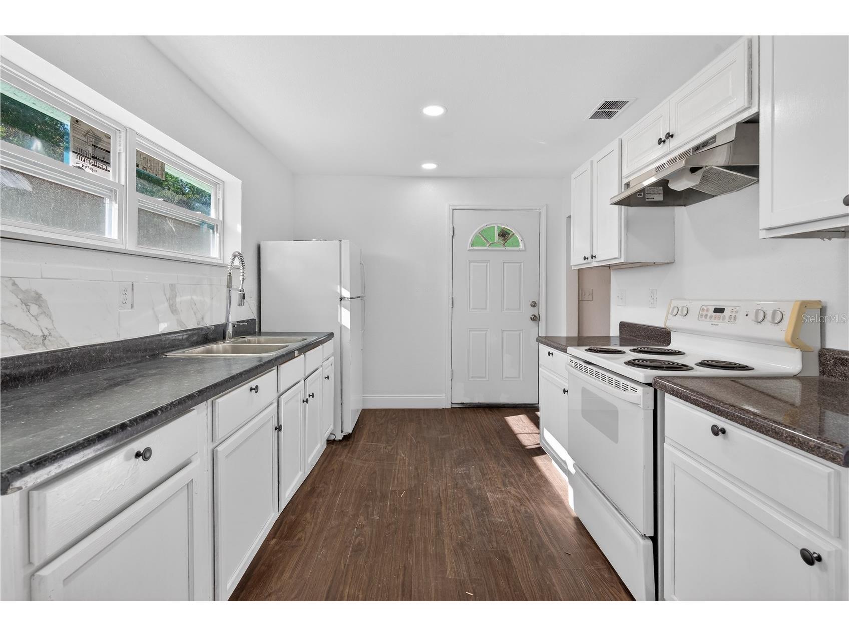 2220 NW 1st Avenue Ocala FL 34475 OM721241 image17