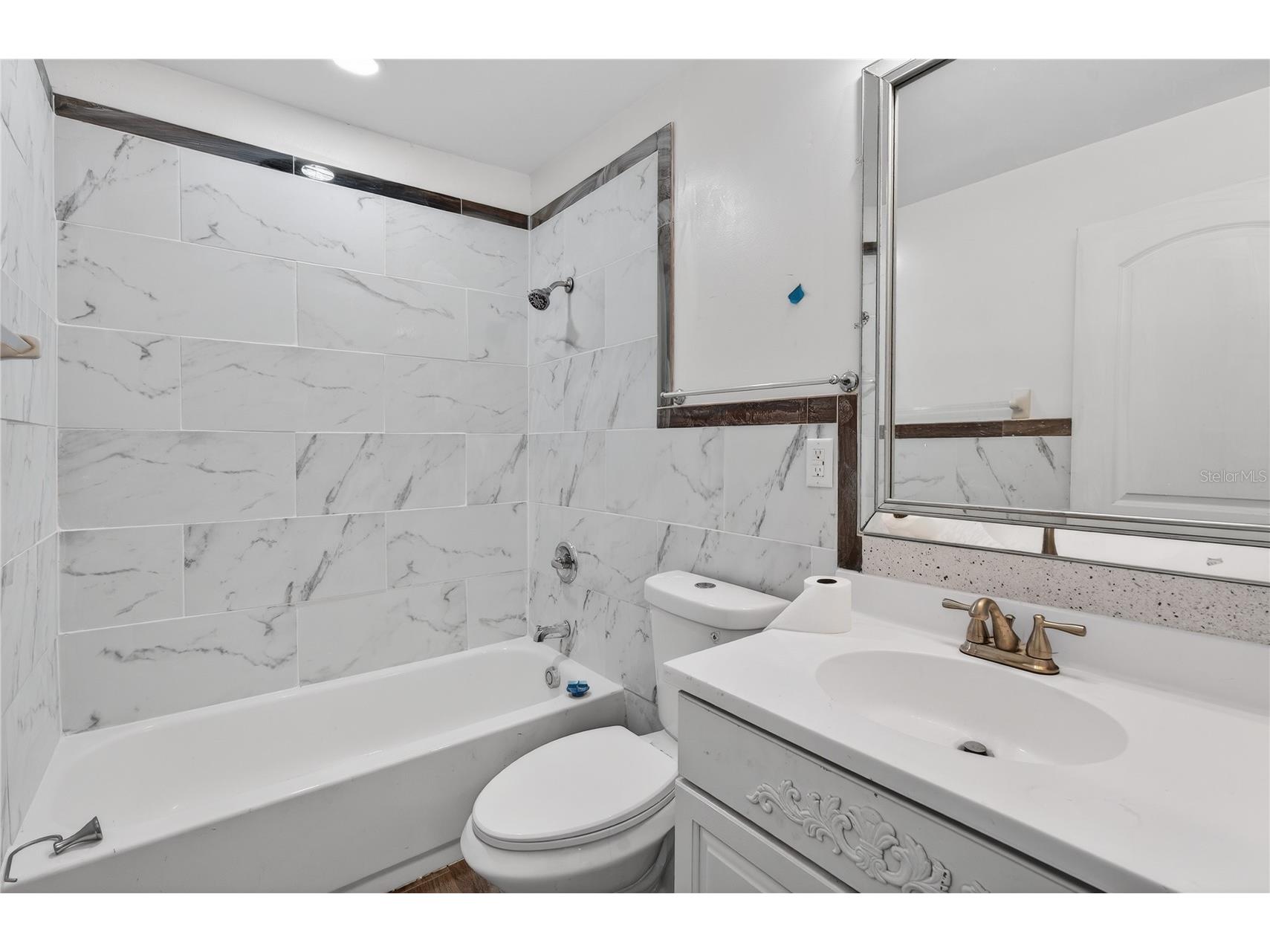 2220 NW 1st Avenue Ocala FL 34475 OM721241 image21