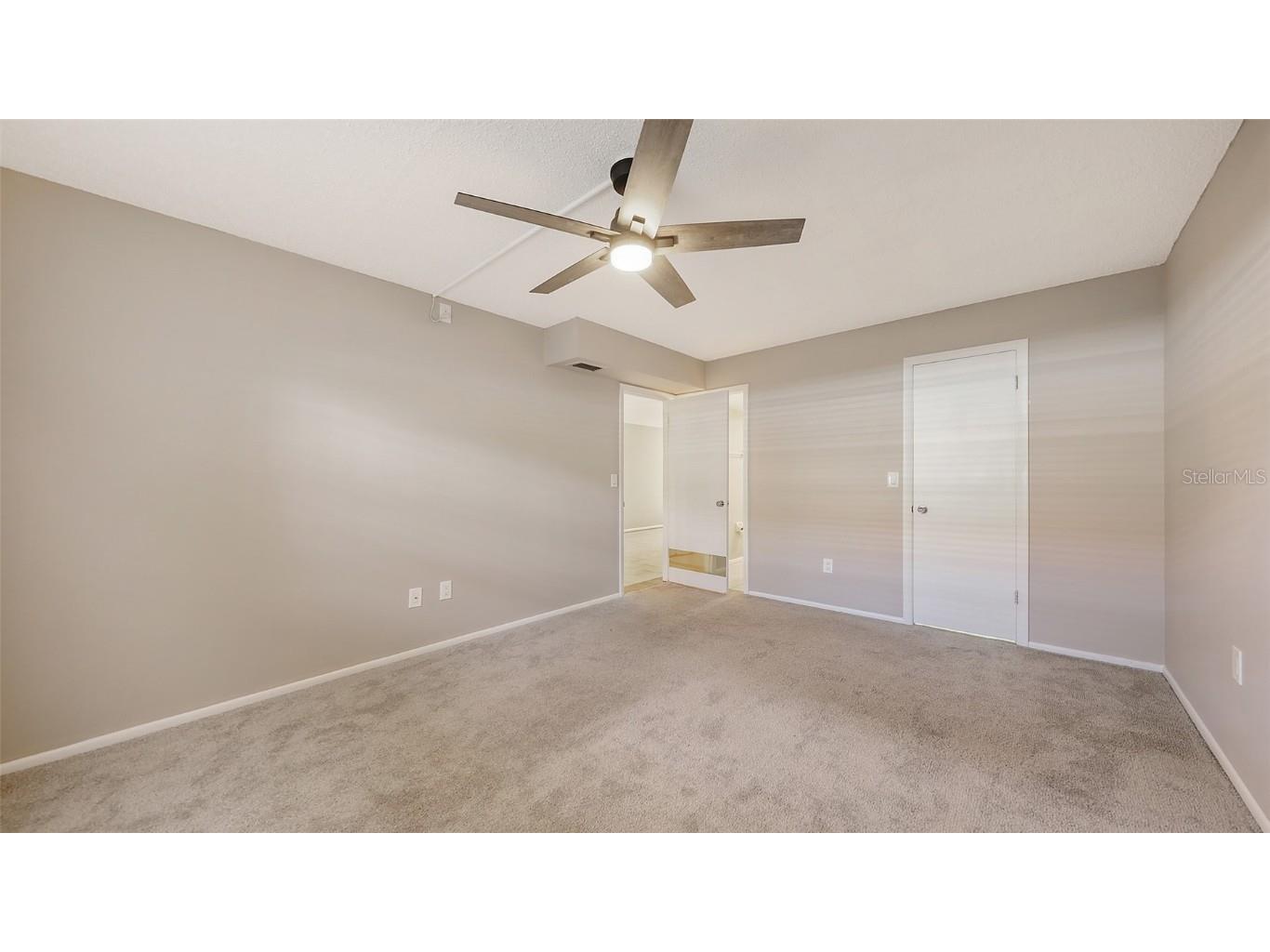 2220 Stickney Point Rd #519 Sarasota FL 34231 A4659945 image33