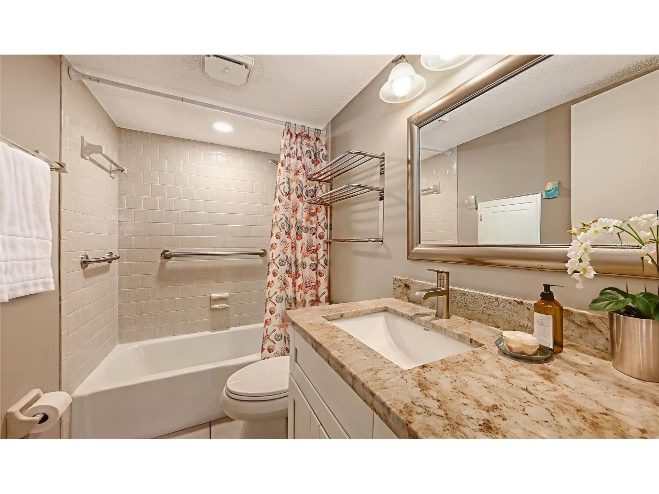 2220 Stickney Point Rd #519 Sarasota FL 34231 A4659945 image37