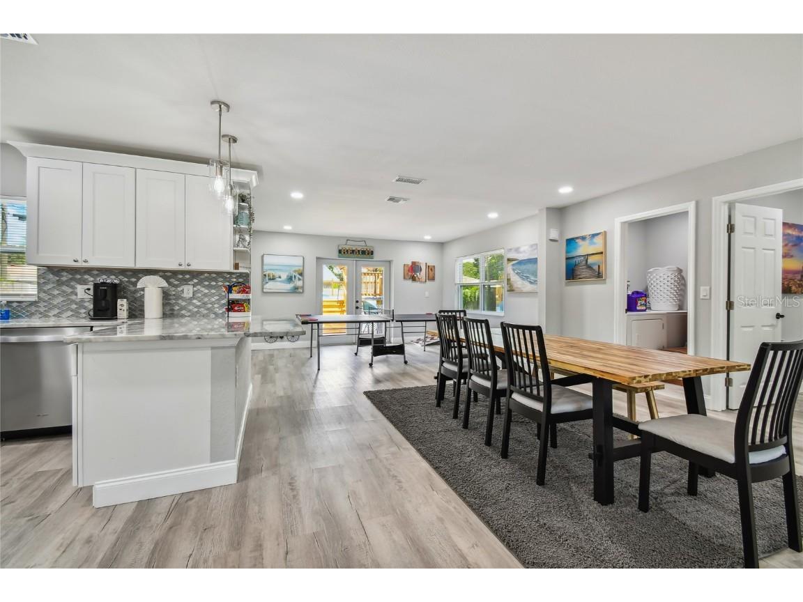 2221 Calexico Way S Saint Petersburg FL 33712 TB8453630 image15