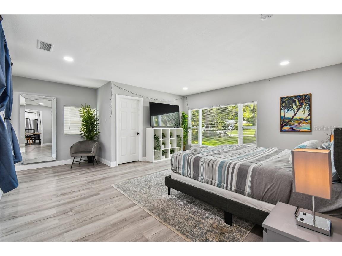 2221 Calexico Way S Saint Petersburg FL 33712 TB8453630 image17