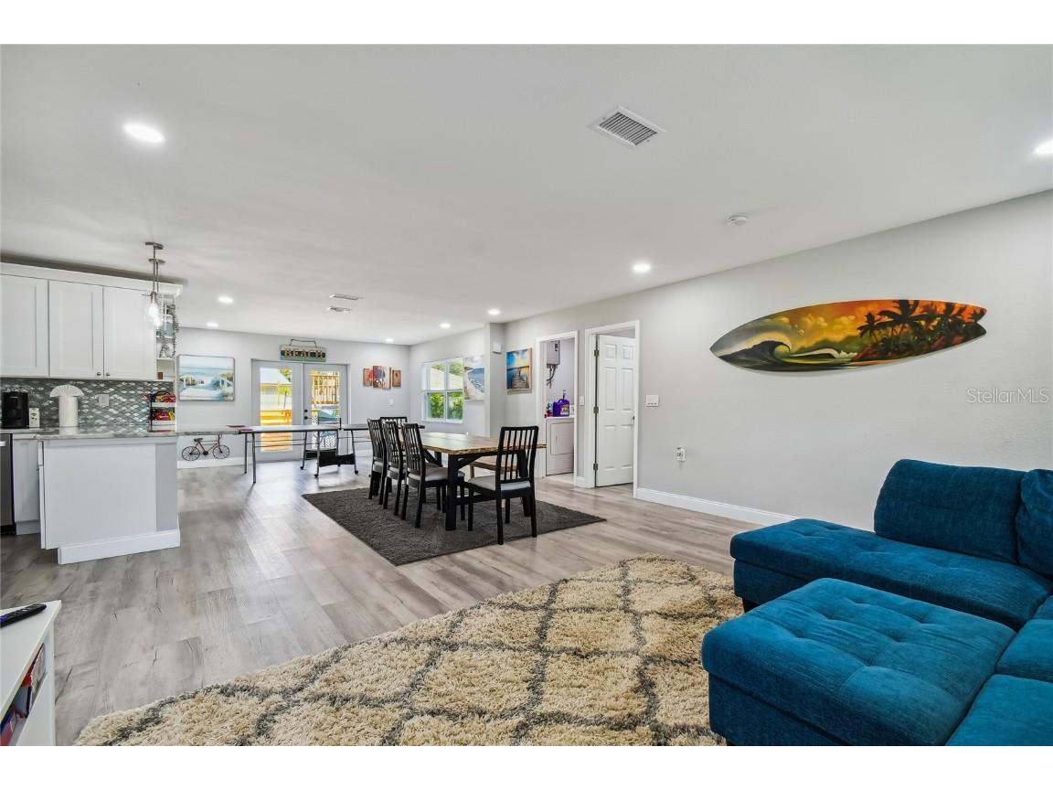 2221 Calexico Way S Saint Petersburg FL 33712 TB8453630 image5