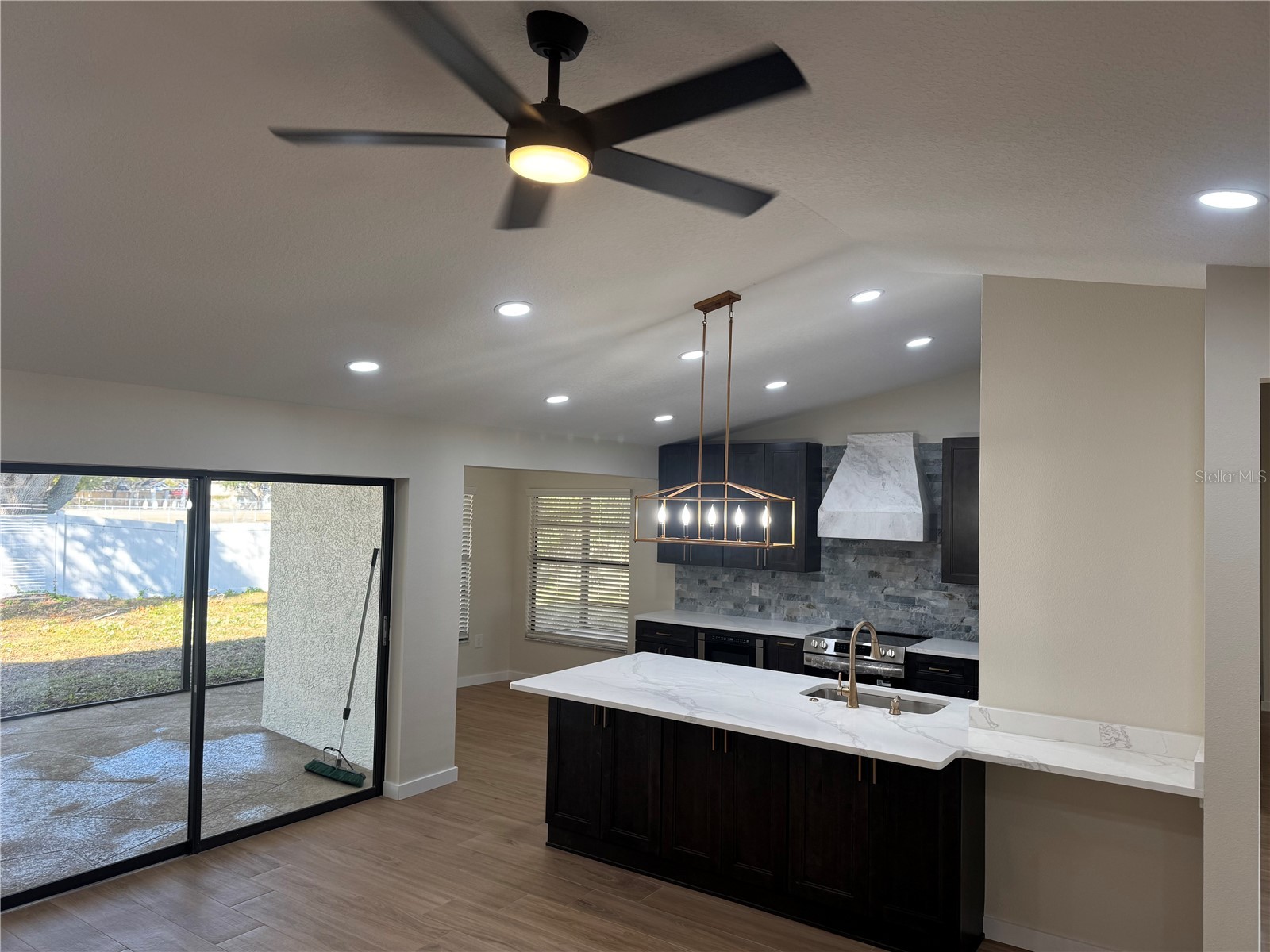2221 Cimarron Terrace Palm Harbor FL 34683 TB8476424 image4