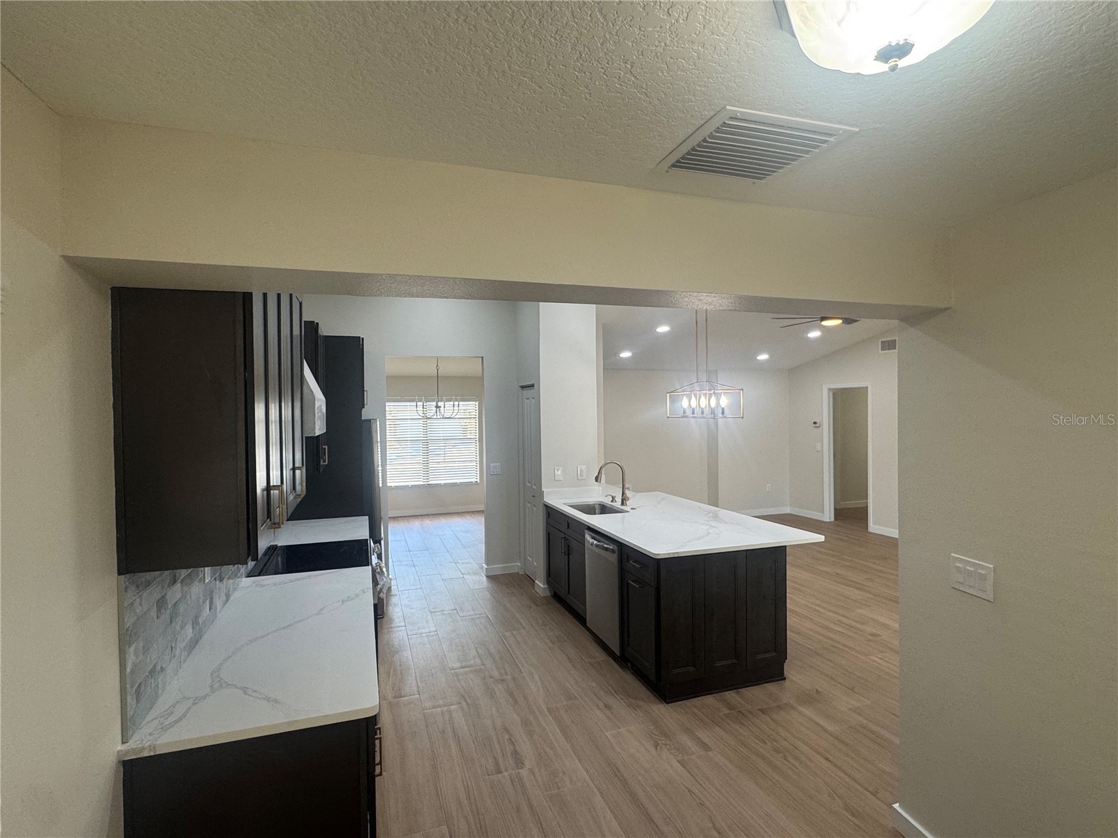 2221 Cimarron Terrace Palm Harbor FL 34683 TB8476424 image6