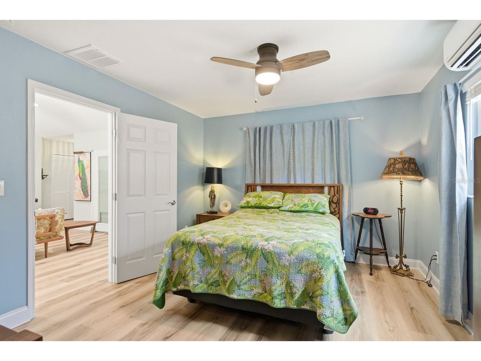 2221 Coronada Way S Saint Petersburg FL 33712 TB8501544 image11