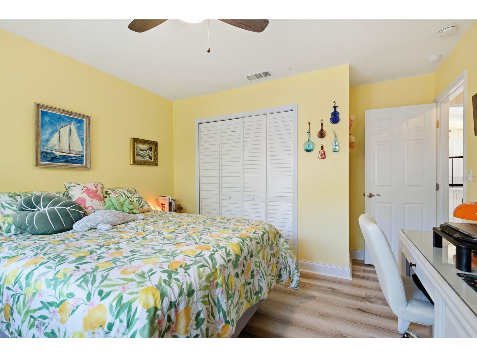 2221 Coronada Way S Saint Petersburg FL 33712 TB8501544 image16