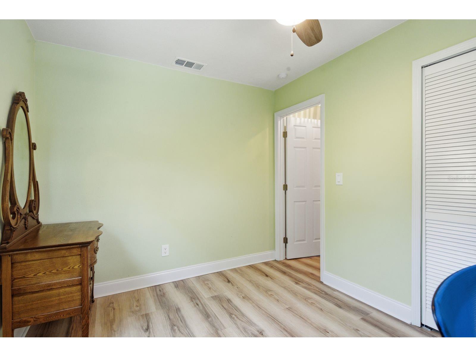 2221 Coronada Way S Saint Petersburg FL 33712 TB8501544 image19