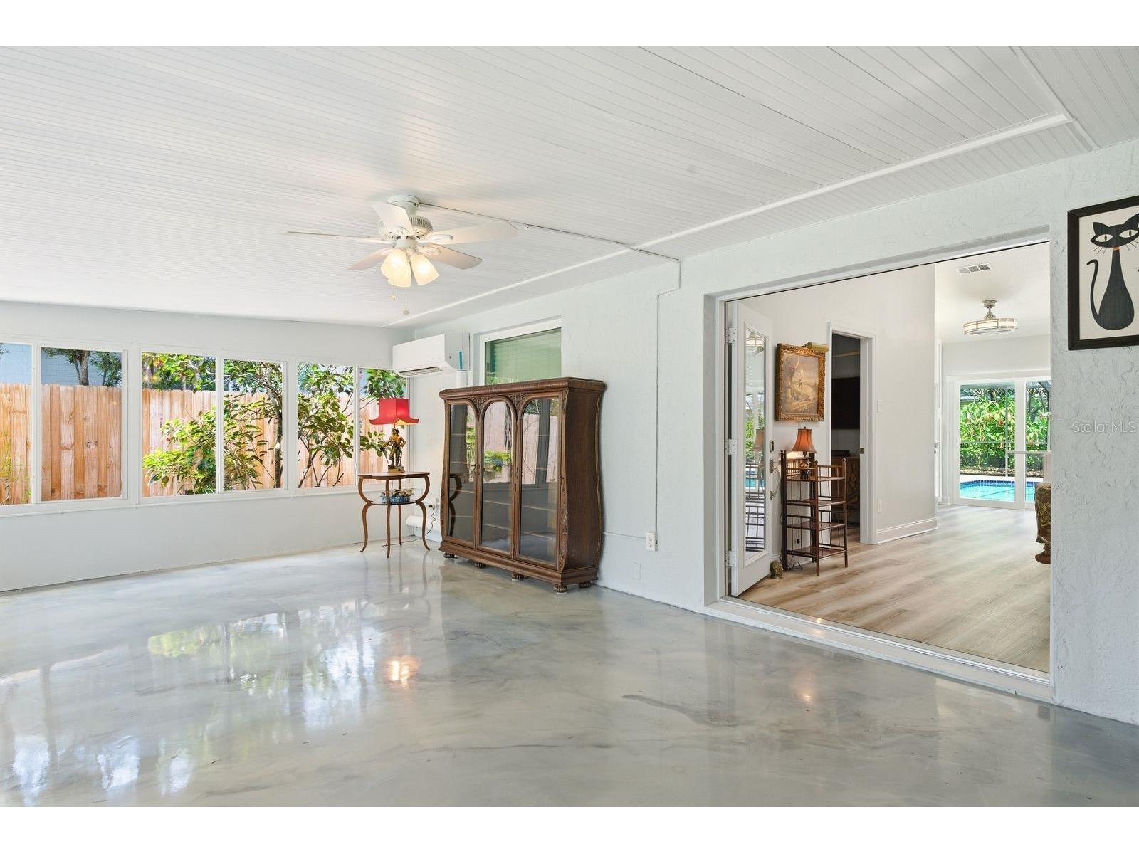 2221 Coronada Way S Saint Petersburg FL 33712 TB8501544 image25