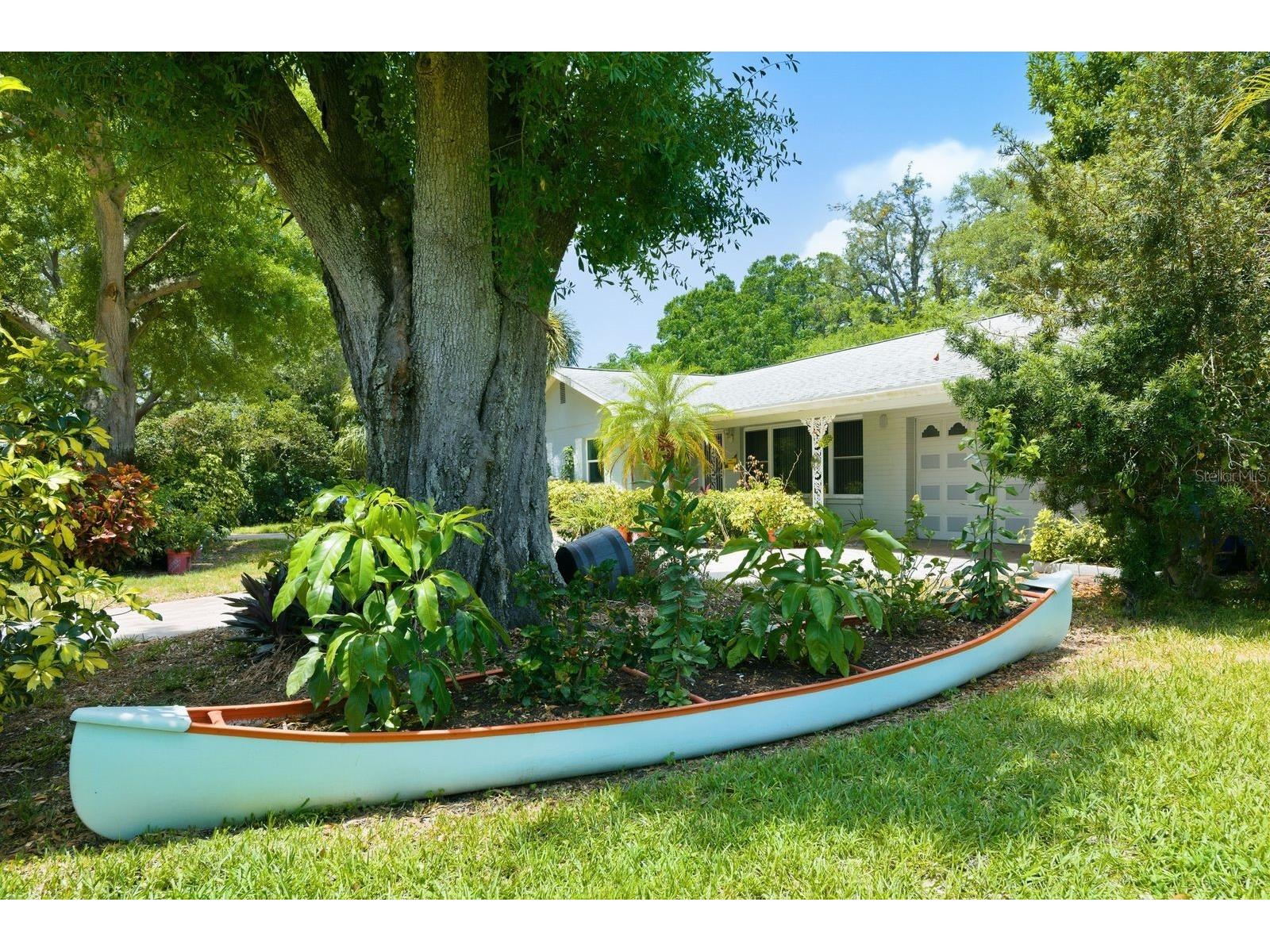 2221 Coronada Way S Saint Petersburg FL 33712 TB8501544 image42